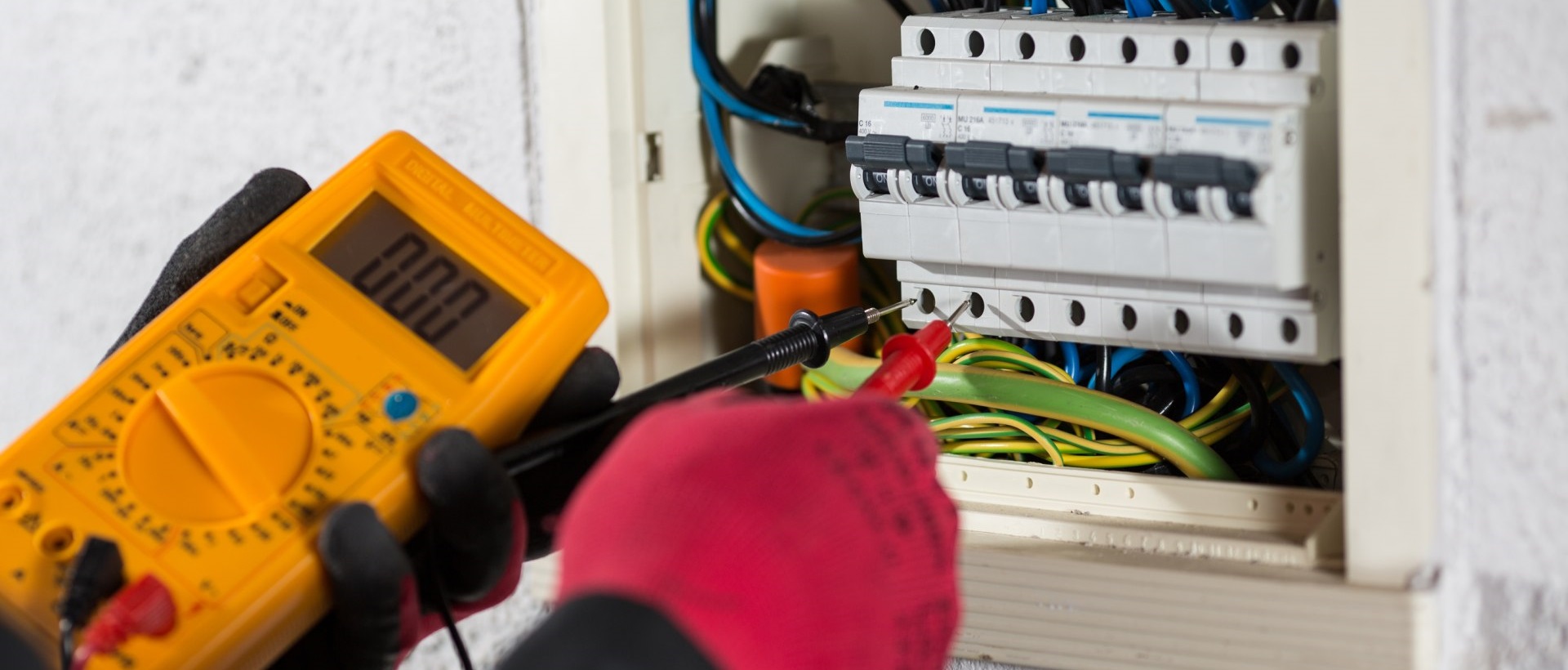 Electricians HA3